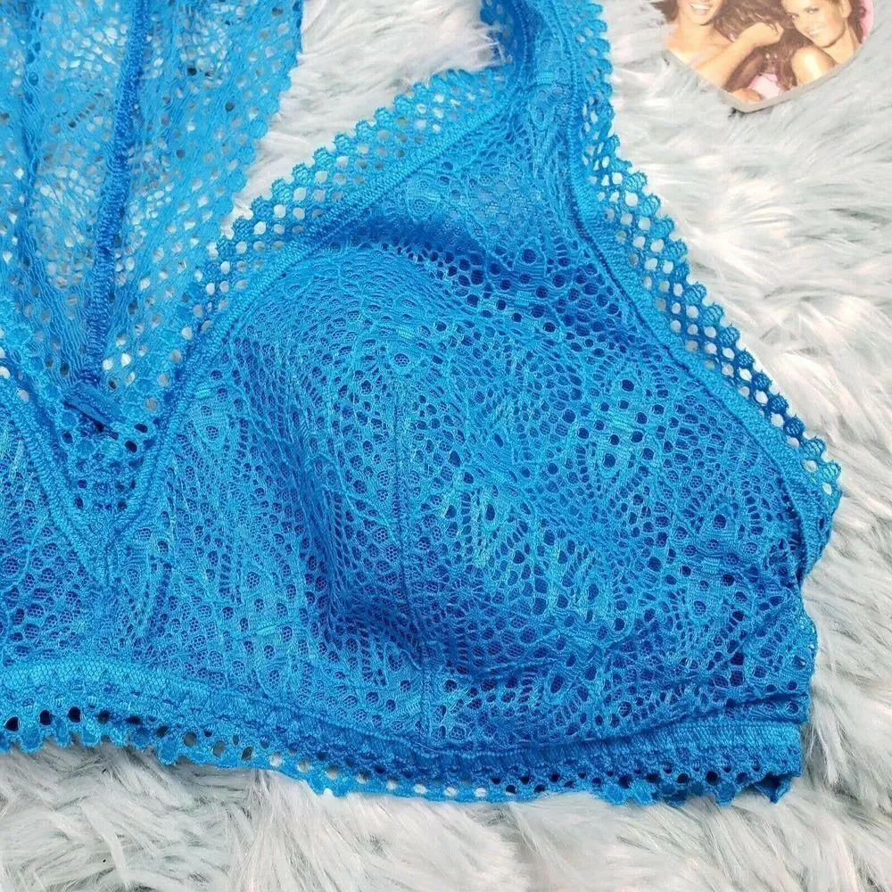 Victoria's Secrets Blue Crochet Lace Racerback Bralette Medium